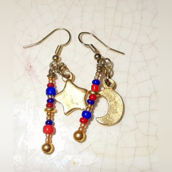Celestial star and half moon Crescent beaded Dangle earrings - Picture 4 of 6